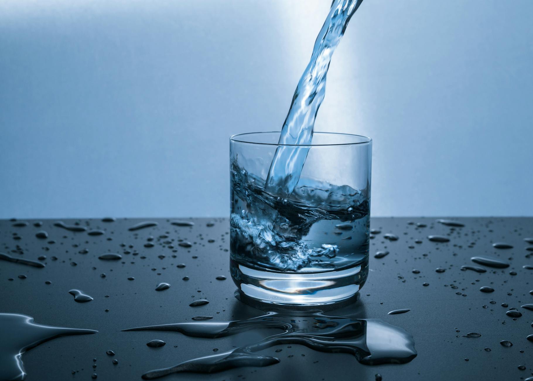 depuratore d'acqua domestico per bere e cucinare con acqua come di sorgente, senza bottiglie tra i piedi e nell'ambiente. eSpring by Amway